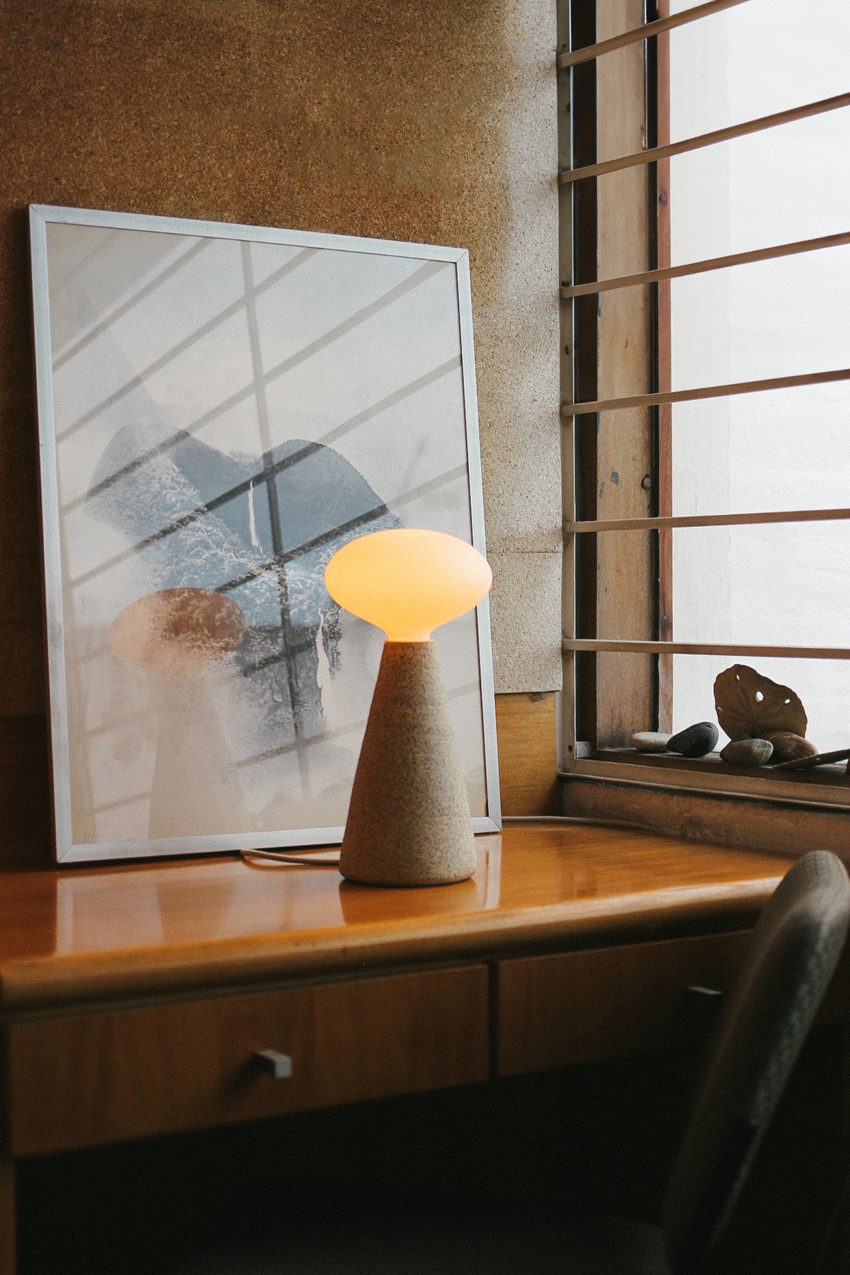 Tumma Lamp + Oval Bulb